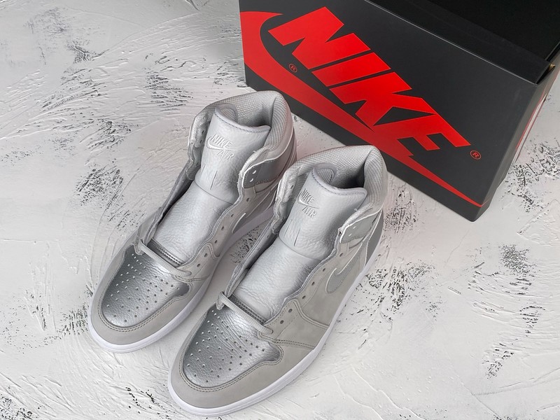 Air Jordan 1 High OG Japan